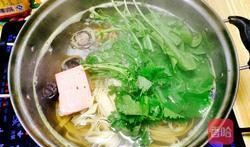 清汤火锅大爆料怎么做视频,制作秘籍与美味分享