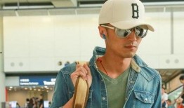 谢霆锋爆料自己爸爸视频,揭秘家族往事背后的惊人真相