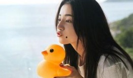 网友爆料拉耳兔兔的视频,网友爆火！拉耳兔兔萌态视频引网友热议